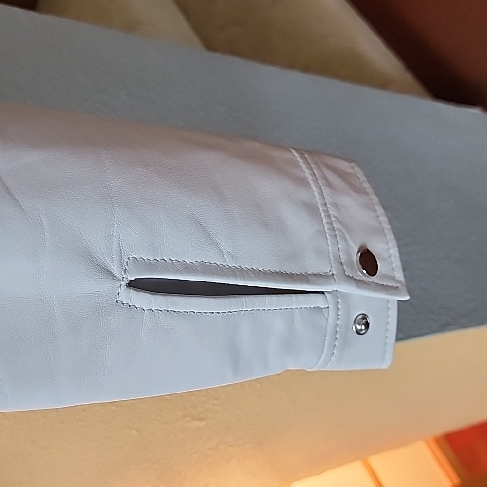NWT LaMarque luxury white leather jacket size medium - Picture 12 of 17